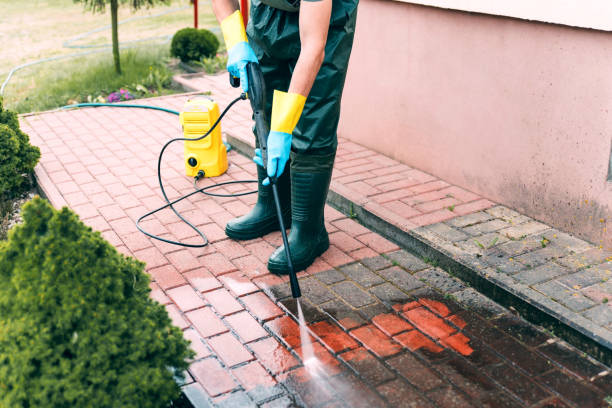 Best Vinyl Siding Pressure Washing in Baldn, WI